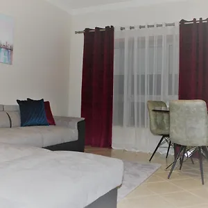 Casa Jasmim, Near Airport, 6km Beach Apartment Faro